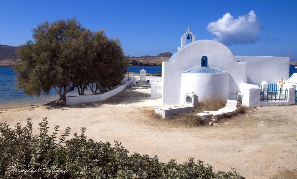 Hotel Nicolas Antiparos Town Exterior foto