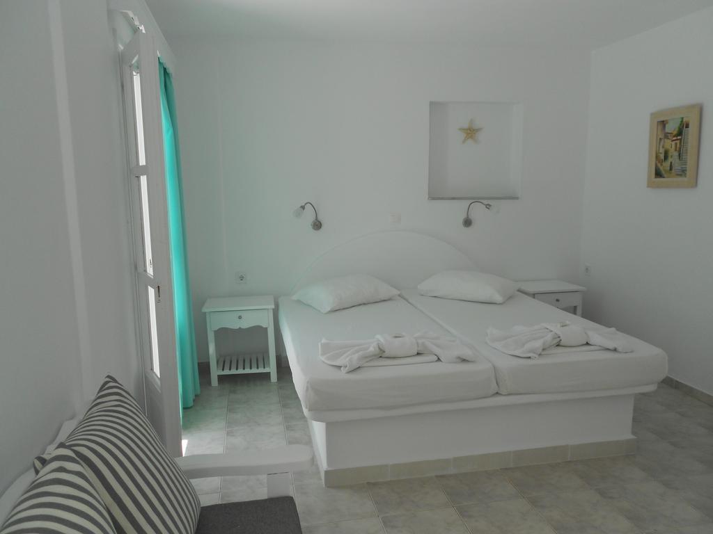 Nicolas Antiparos Town Exterior foto